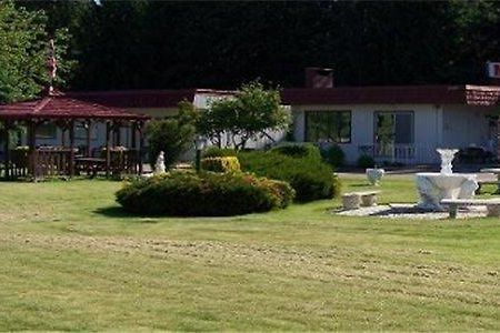 Travellers Rest Motel Salmon Arm Ngoại thất bức ảnh
